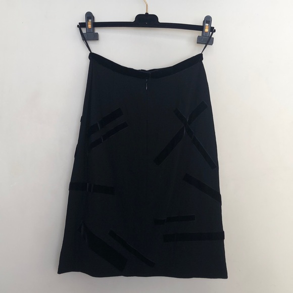 Chanel vintage skirt with velvet details - Picture 2 of 13